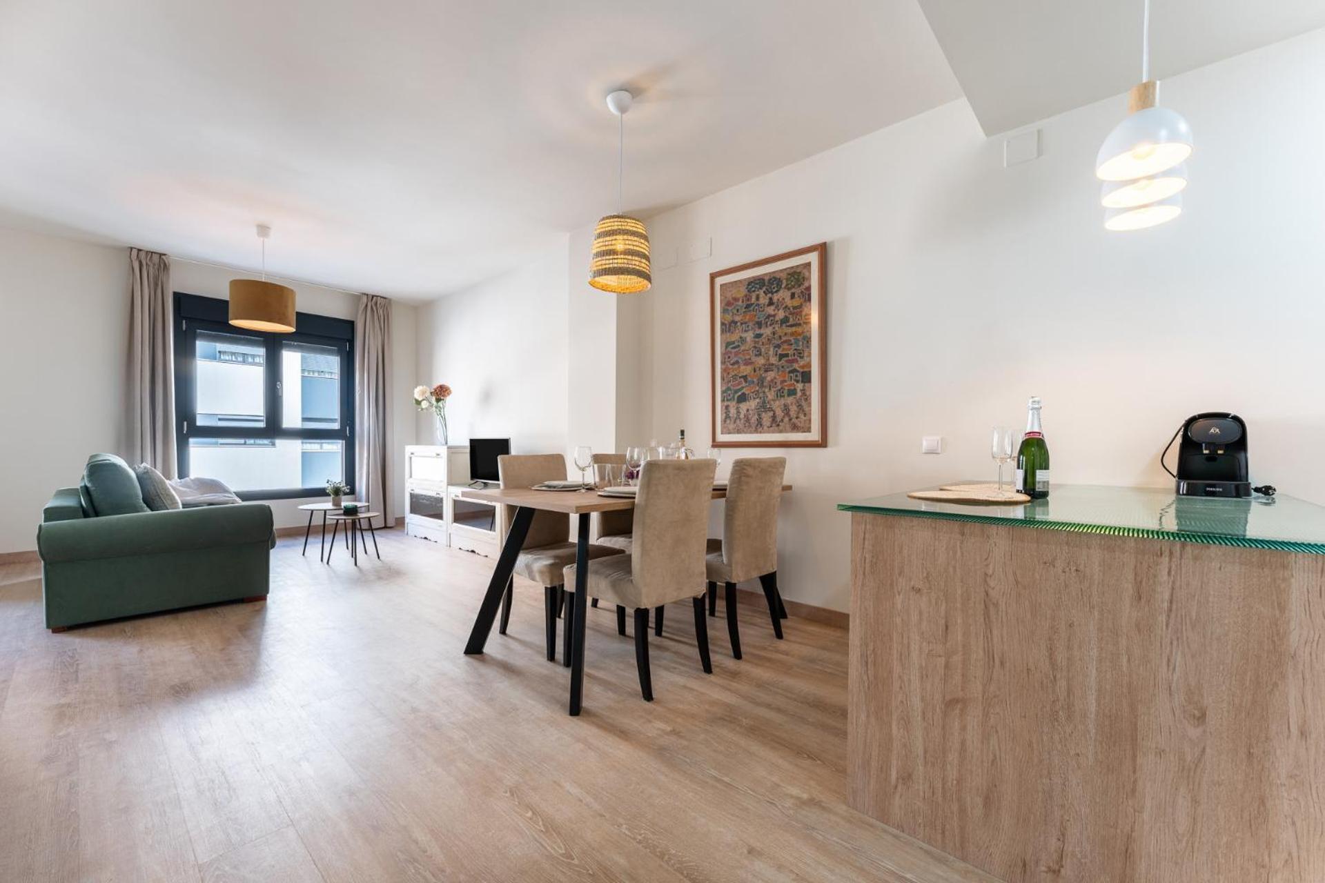 Malagasuite Comfortable Home Apartments Екстериор снимка