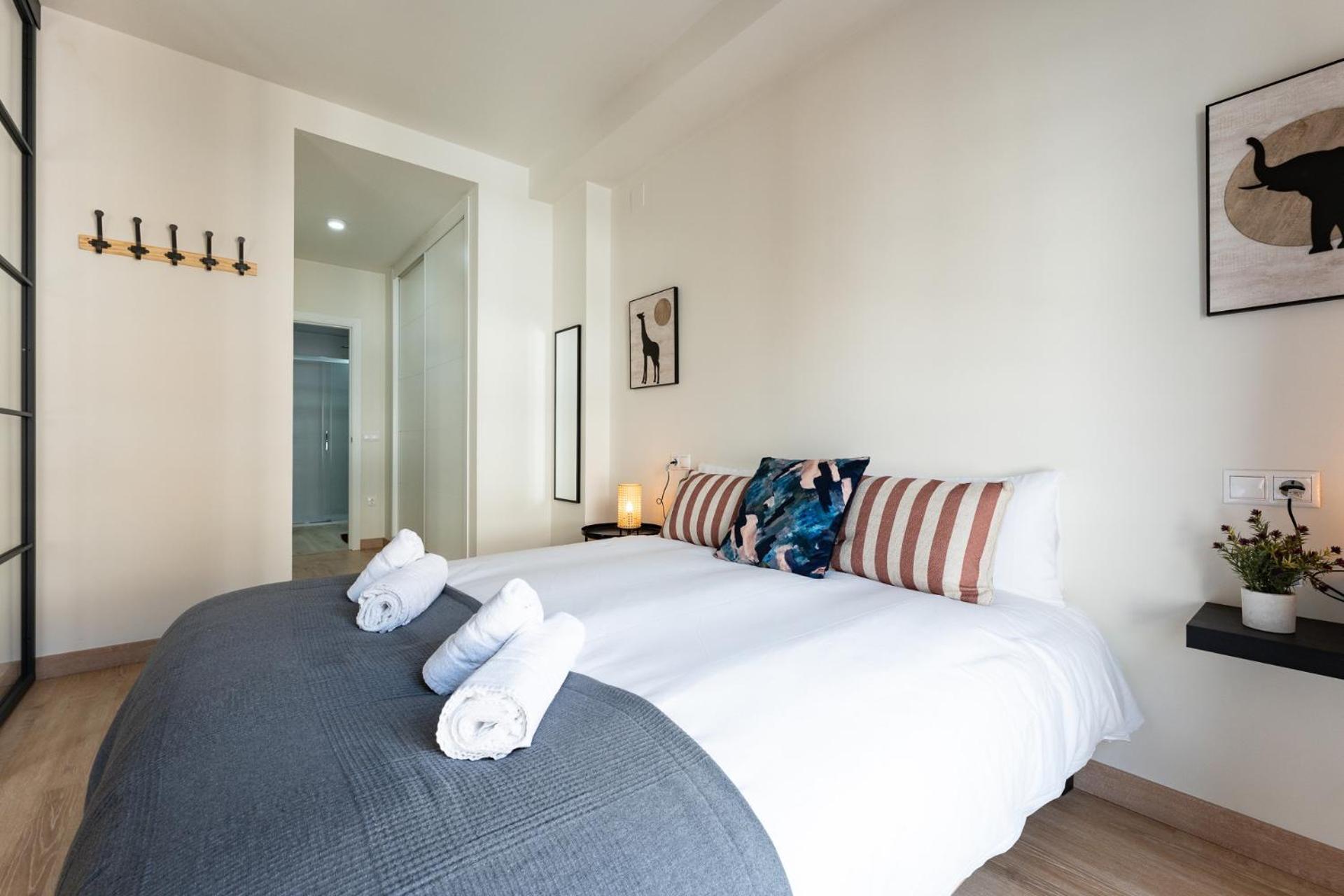 Malagasuite Comfortable Home Apartments Екстериор снимка