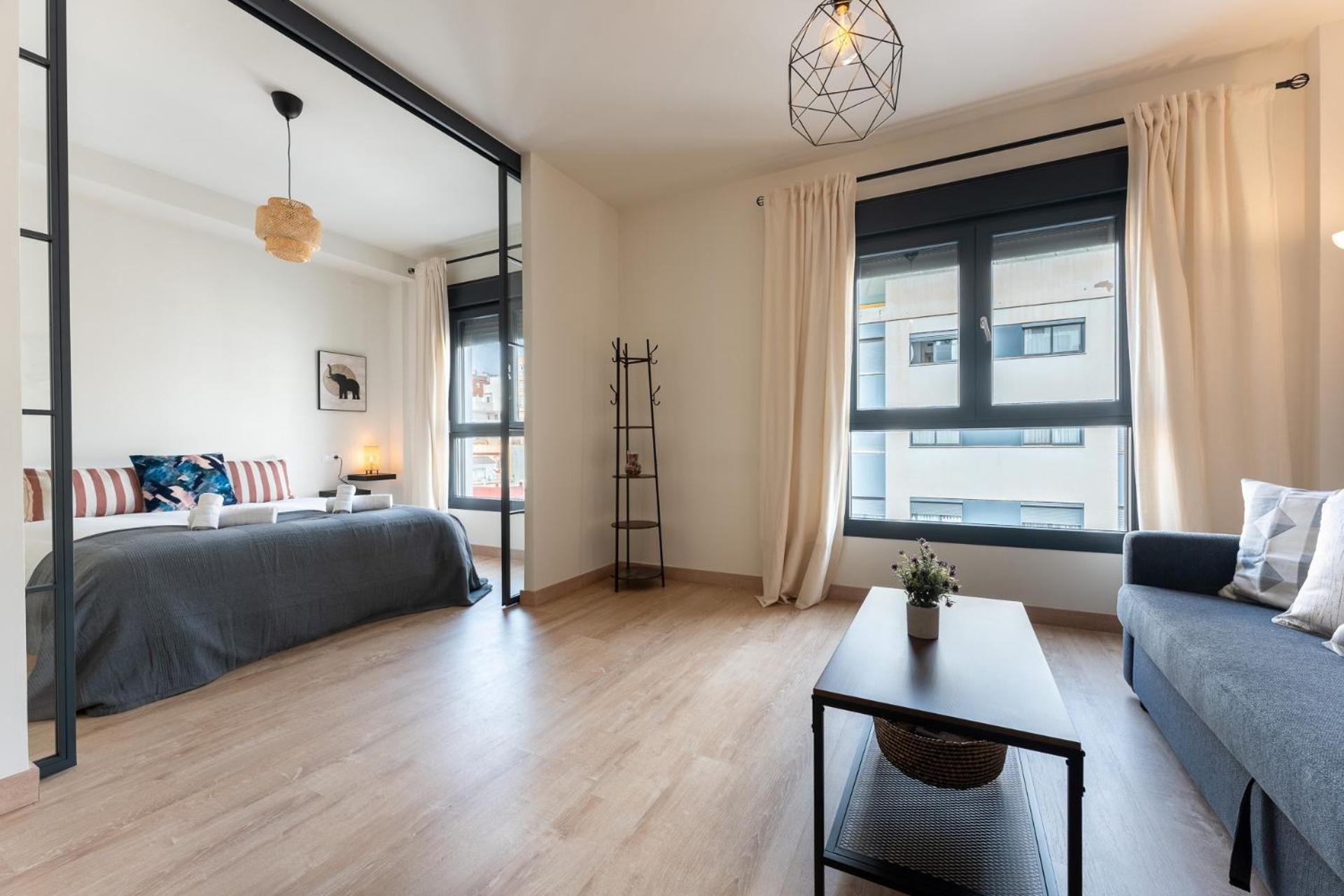 Malagasuite Comfortable Home Apartments Екстериор снимка