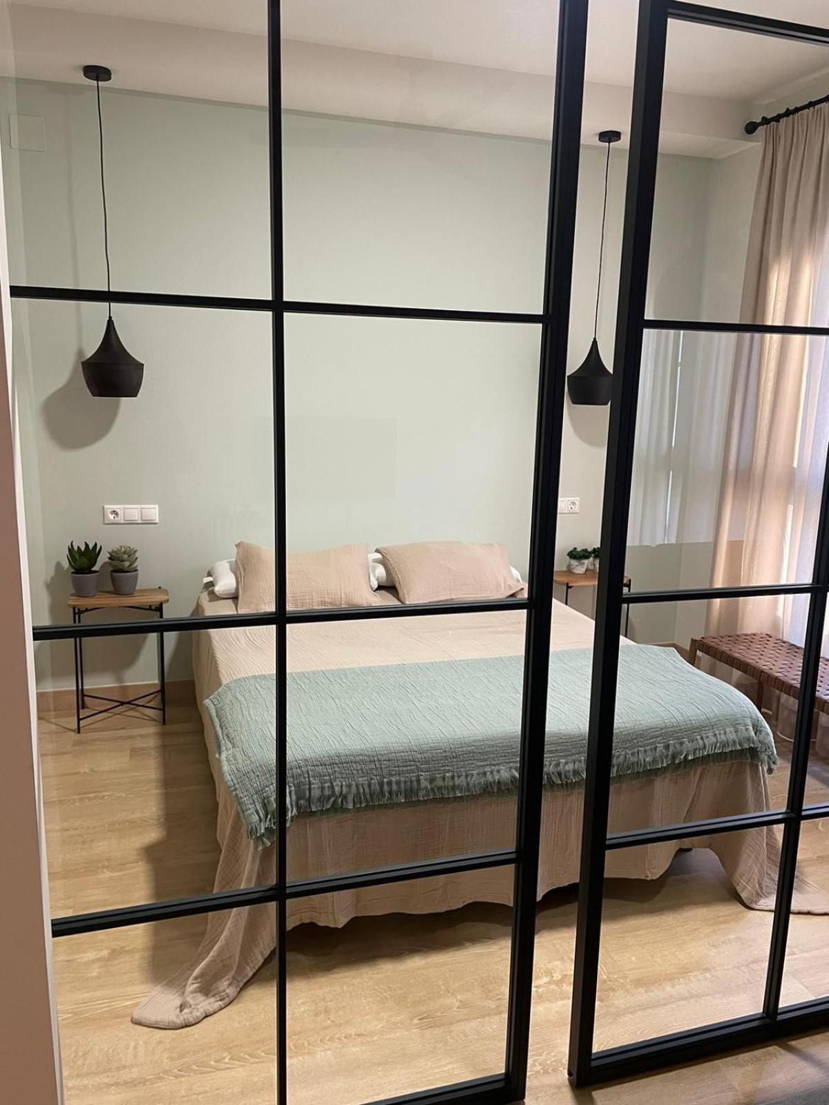 Malagasuite Comfortable Home Apartments Екстериор снимка