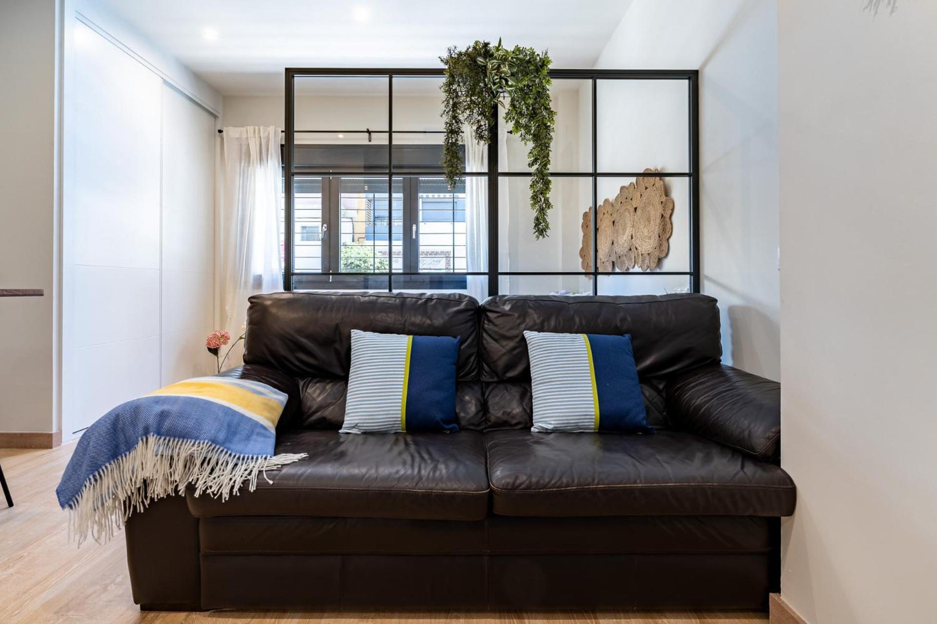 Malagasuite Comfortable Home Apartments Екстериор снимка