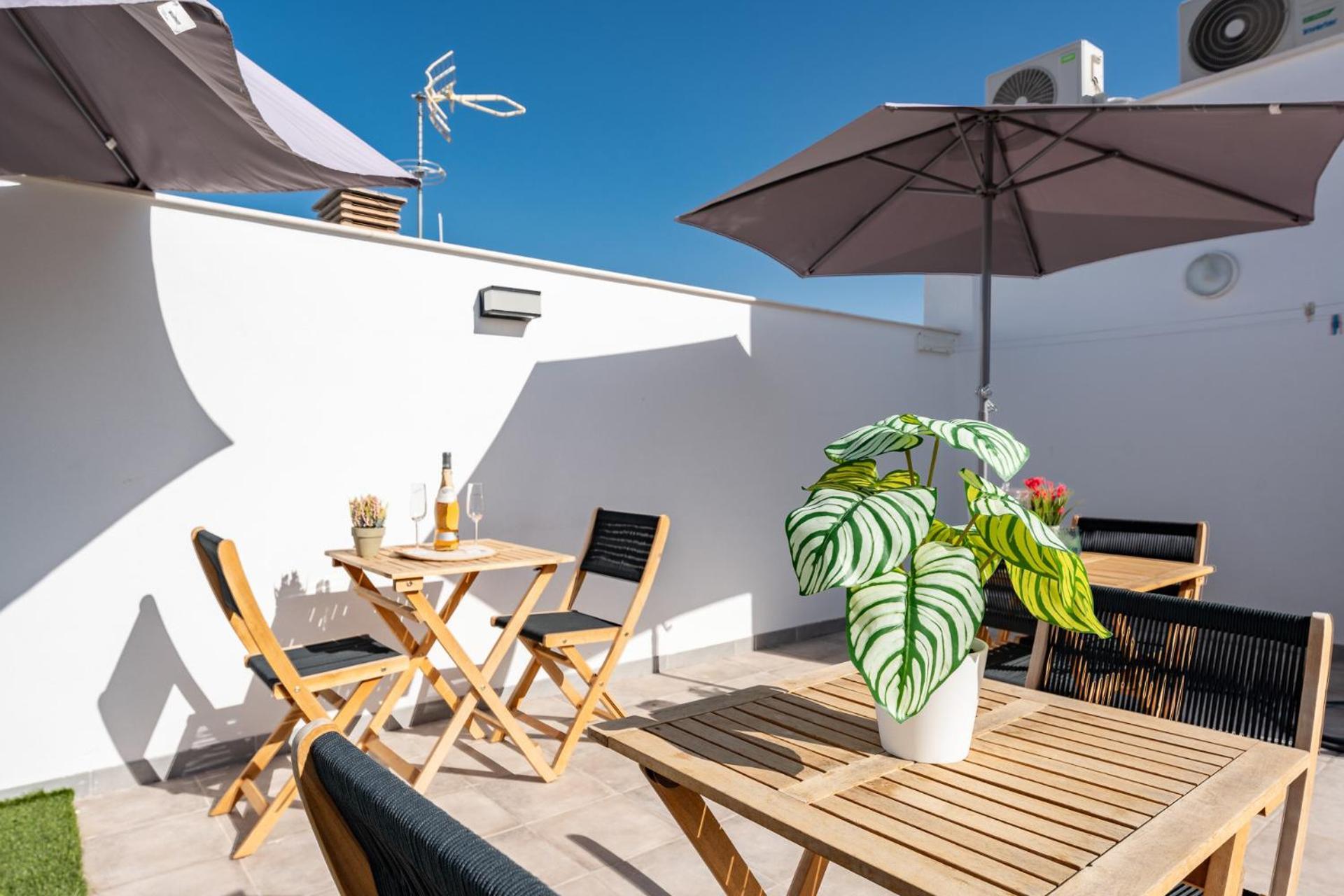 Malagasuite Comfortable Home Apartments Екстериор снимка